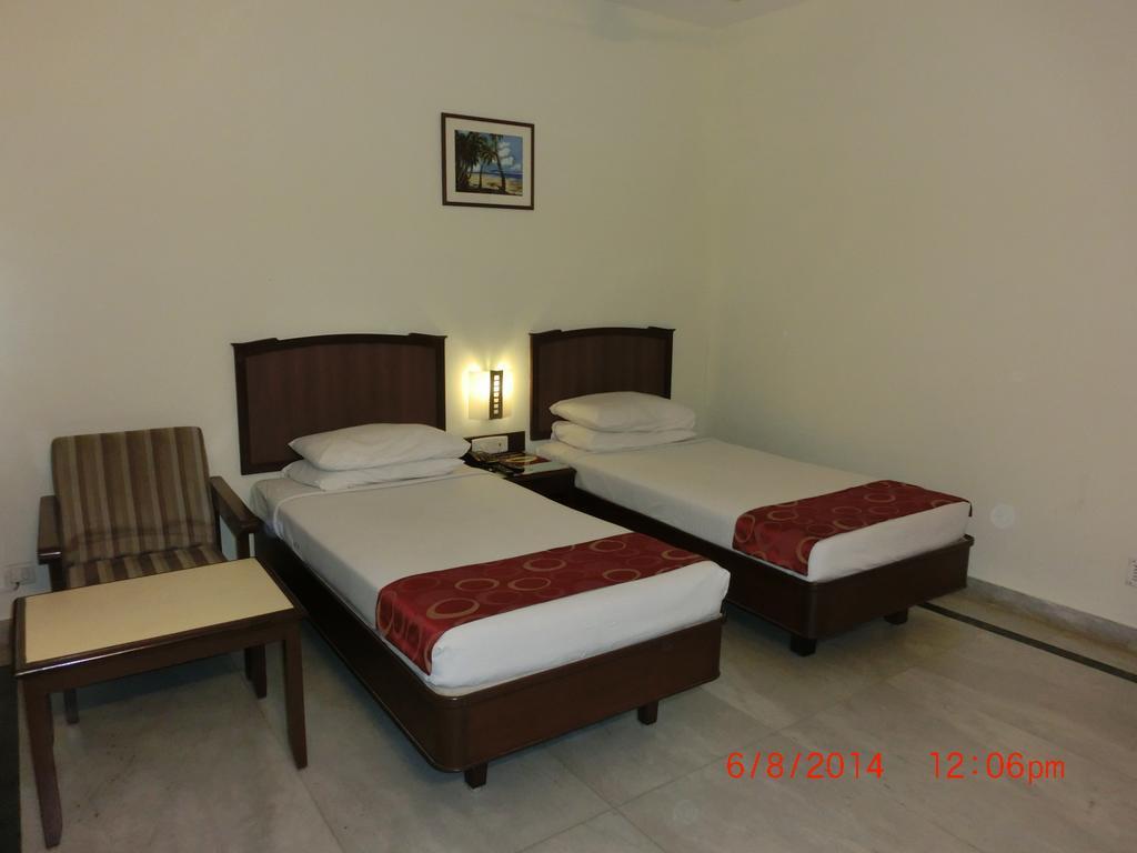 Hotel Thulashi Park Čennai Exteriér fotografie